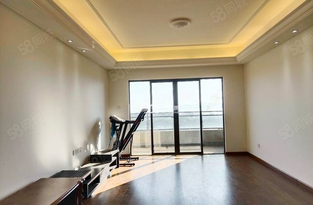 招商海公馆3室2厅119.72㎡135万二手房图片