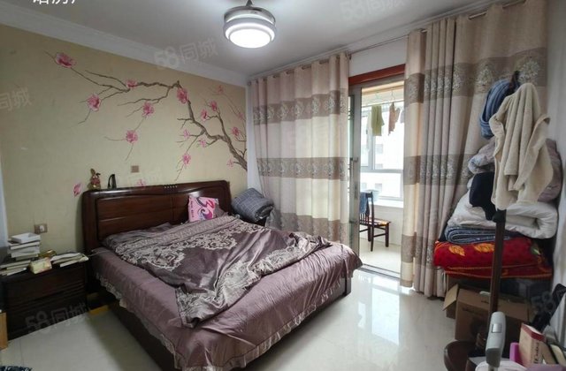 汇金街丽水名都，202平178万，4室2厅2卫，送车位储