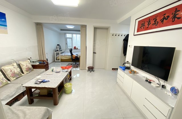 汽车总站 万达 精装婚房 拎包入住 多层三楼    七中