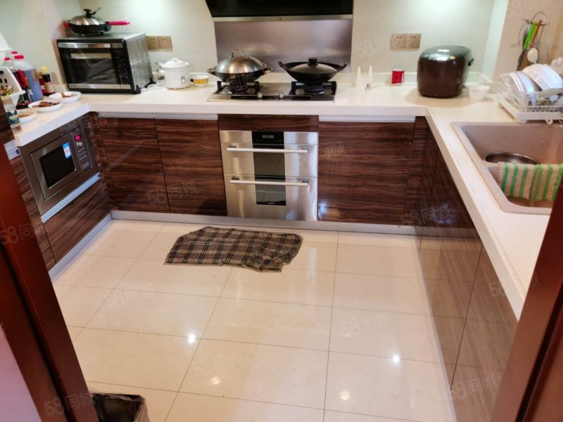 【10图】南翔有一套,小区花园位置景观楼层,满五,,,看房方便,新城公馆