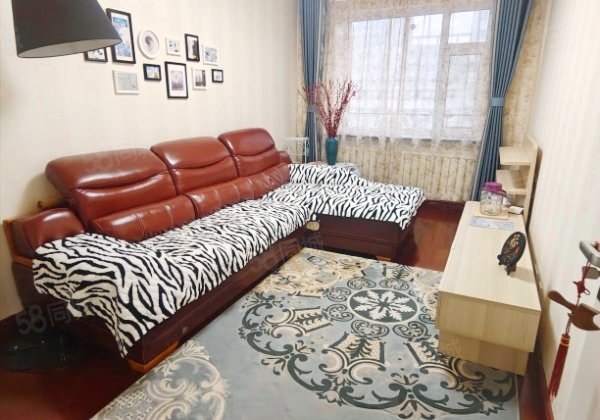 长铁新华路物业小区3室2厅80㎡34.9万二手房图片