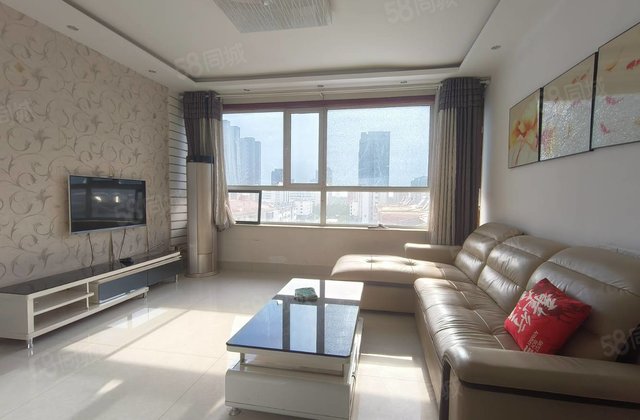 紧东昌湖，电梯洋房边户，精装三室两卫，有钥匙