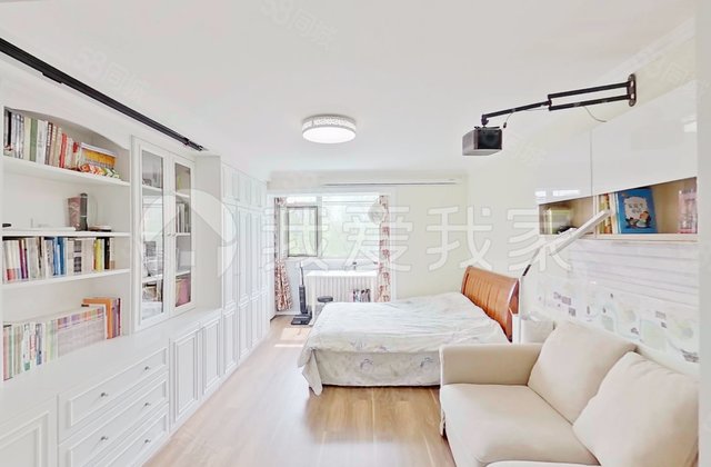 三源里街小區(qū)2室1廳1衛(wèi)64.6㎡南北350萬(wàn)