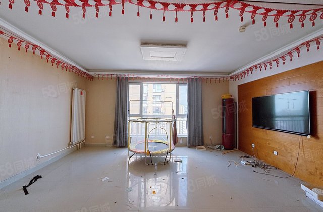 乐园和实验 华悦金钻西边户三室带车储有钥匙 保证真实东昌华庭