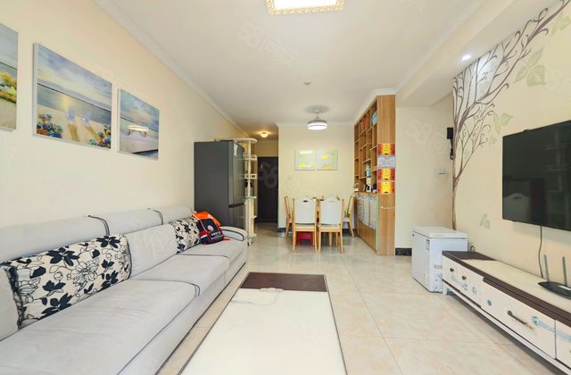 龙光普罗旺斯凡尔赛庄园3室2厅89.9㎡76万二手房图片