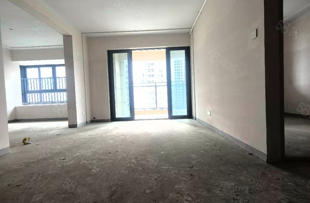 君荟华府(二期)3室2厅111.36㎡120万二手房图片