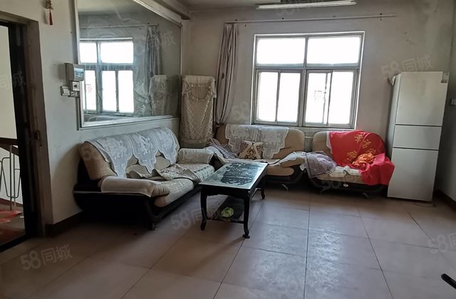 文轩一中 龙山北区 三室 免大税停车方便