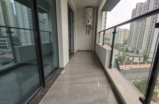 急售 城市芳华 送车储 全天采光 芳华蘭园 城市玖玺