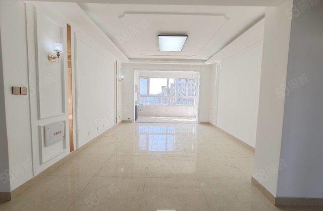 金柱绿城！三叶草！大三室！带车位！可走一手！