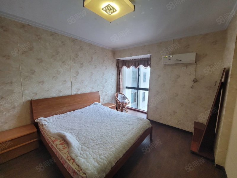 缤纷年华2室2厅1卫100㎡南北51万