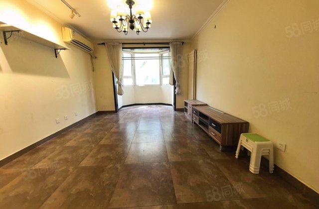 垡头翠城盛园社区(垡头翠成馨园C区112-144号)2室2厅88.49㎡385万二手房图片