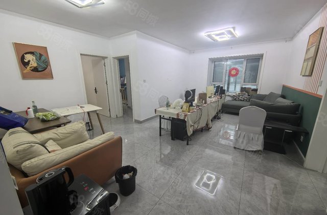 刚交过的房子 精装 车位~双卫 水城悦府 汽车站 万达邻