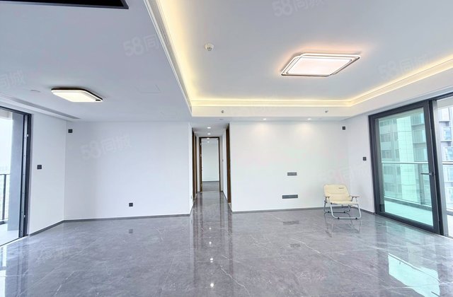 华侨城天鹅堡(二期)4室2厅177.09㎡330万二手房图片