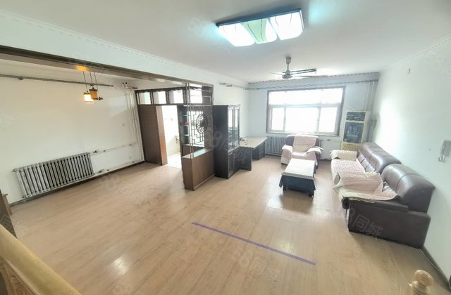 带地上阳面大车库和储 百花岛 湖边 市医院 青年林 鼎舜北区