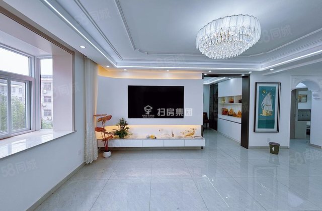 急售湖边出门竹林天然氧吧 世博园  楼层精装三室 拎包入住