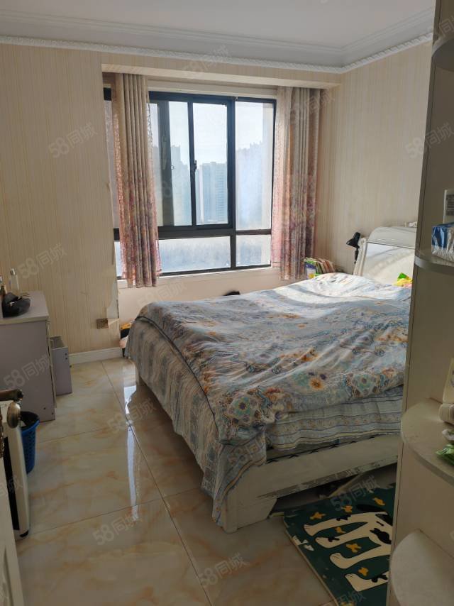 名邦中央公馆北区3室1厅1卫103㎡南北62万