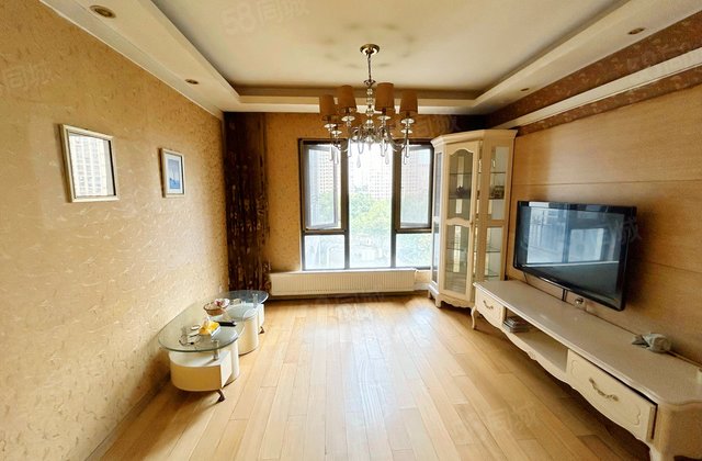 万科金润华府2室2厅65.26㎡135万二手房图片