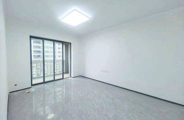  海府大院3室2厅111㎡170万二手房图片