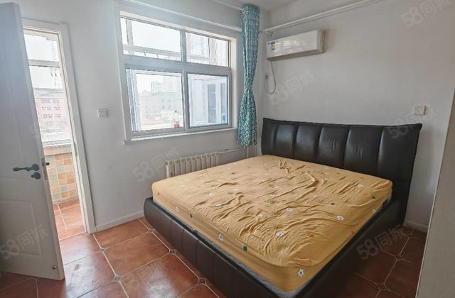 老文轩外国语 附近 聊城市公安局小区三室精装停车方便