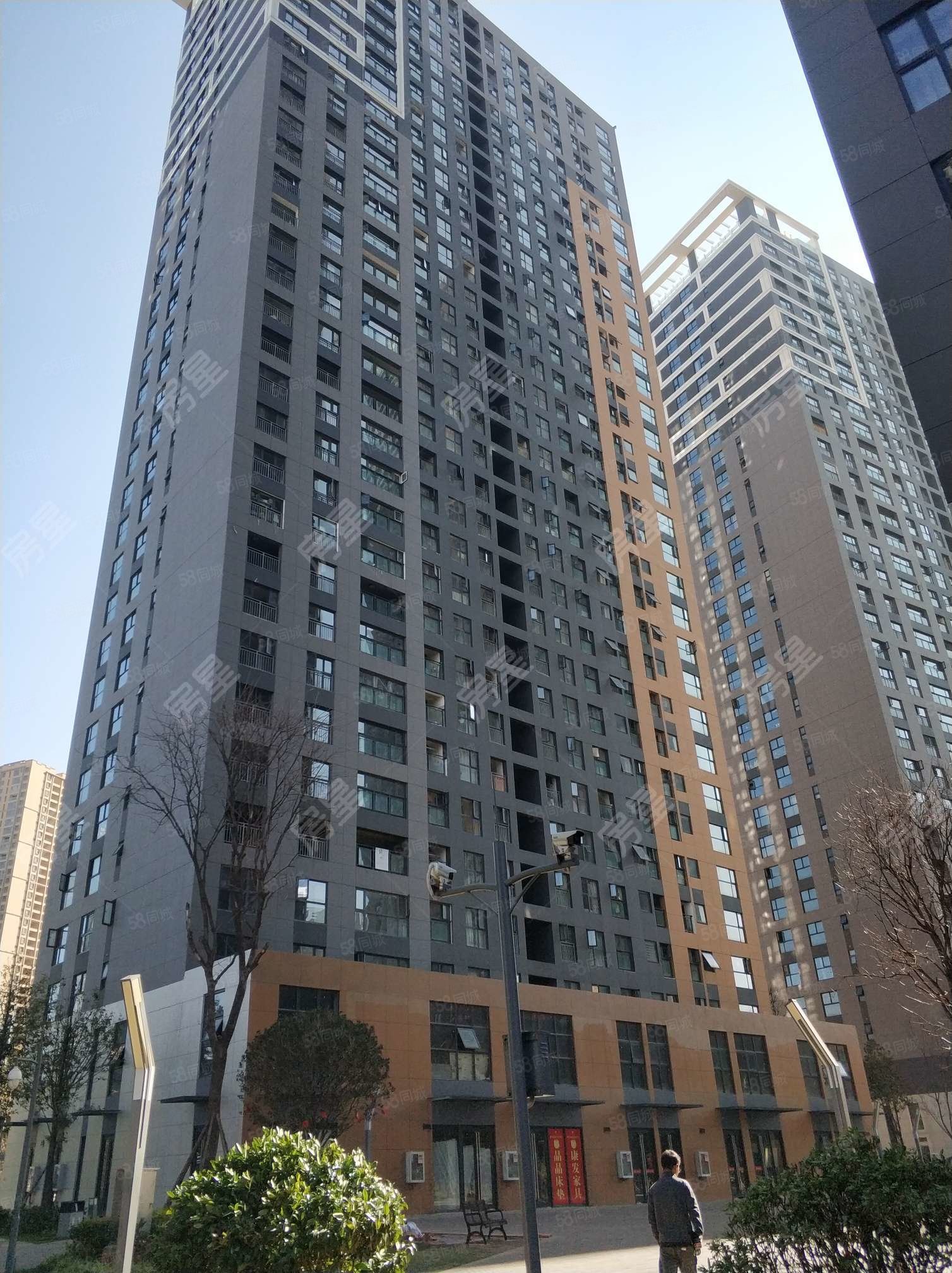 金尚俊园二期103平3室155万