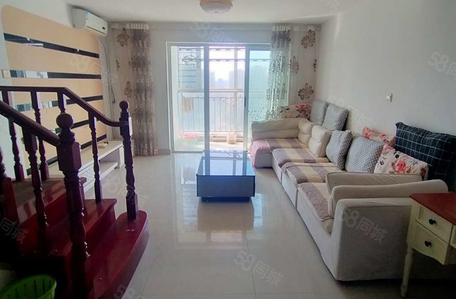 朝南 双卫 当代国际广场(商住楼) 电梯房 满二 诚心出售