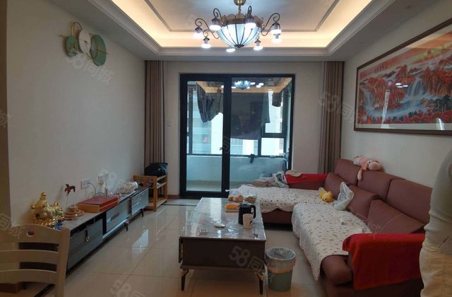 集美小三居，好楼层8楼，88万包税，此房性价比很高，看房方便