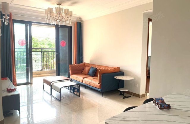 恒大悦珑湾2室2厅80㎡46.8万二手房图片