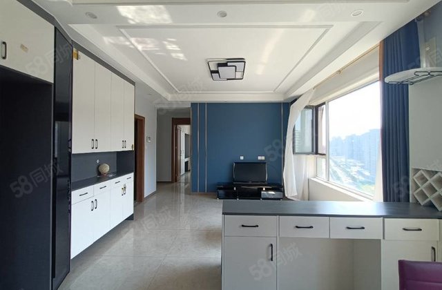 民生凤凰城边户带车位和储藏室装修了