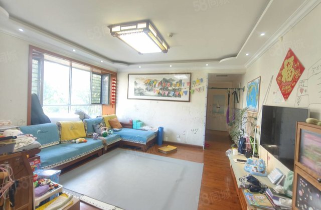 急售，二中附近，精装四室，带储藏室.免大税商品房，单价6千加