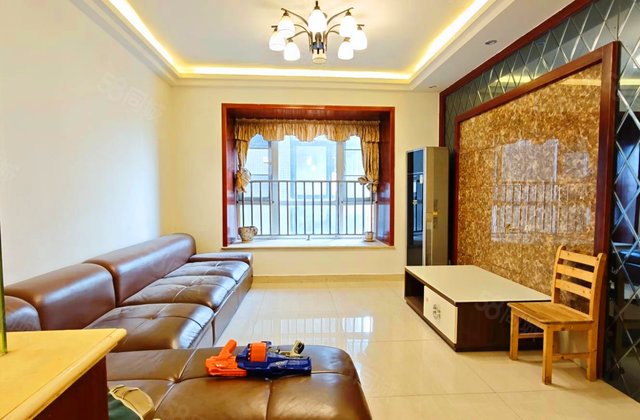 天地云庭3室2厅104.45㎡158万二手房图片