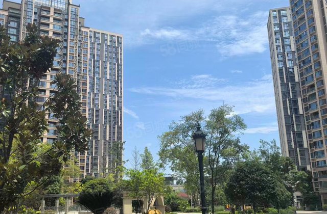 人居东城花汇4室2厅128.11㎡235万二手房图片