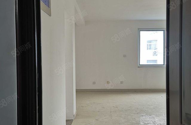 多层未住东昌中学本部新房