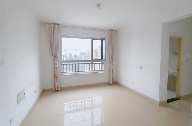 人民公园 东昌路六中豆营东边户三室带储藏室