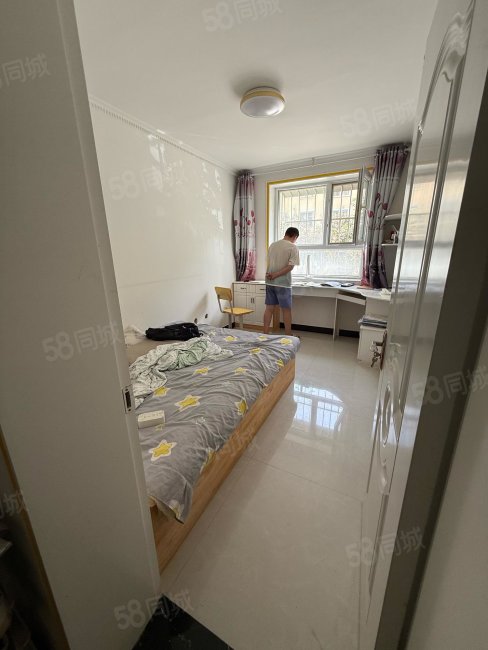 种业佳苑3室2厅1卫108.6㎡南北30.8万