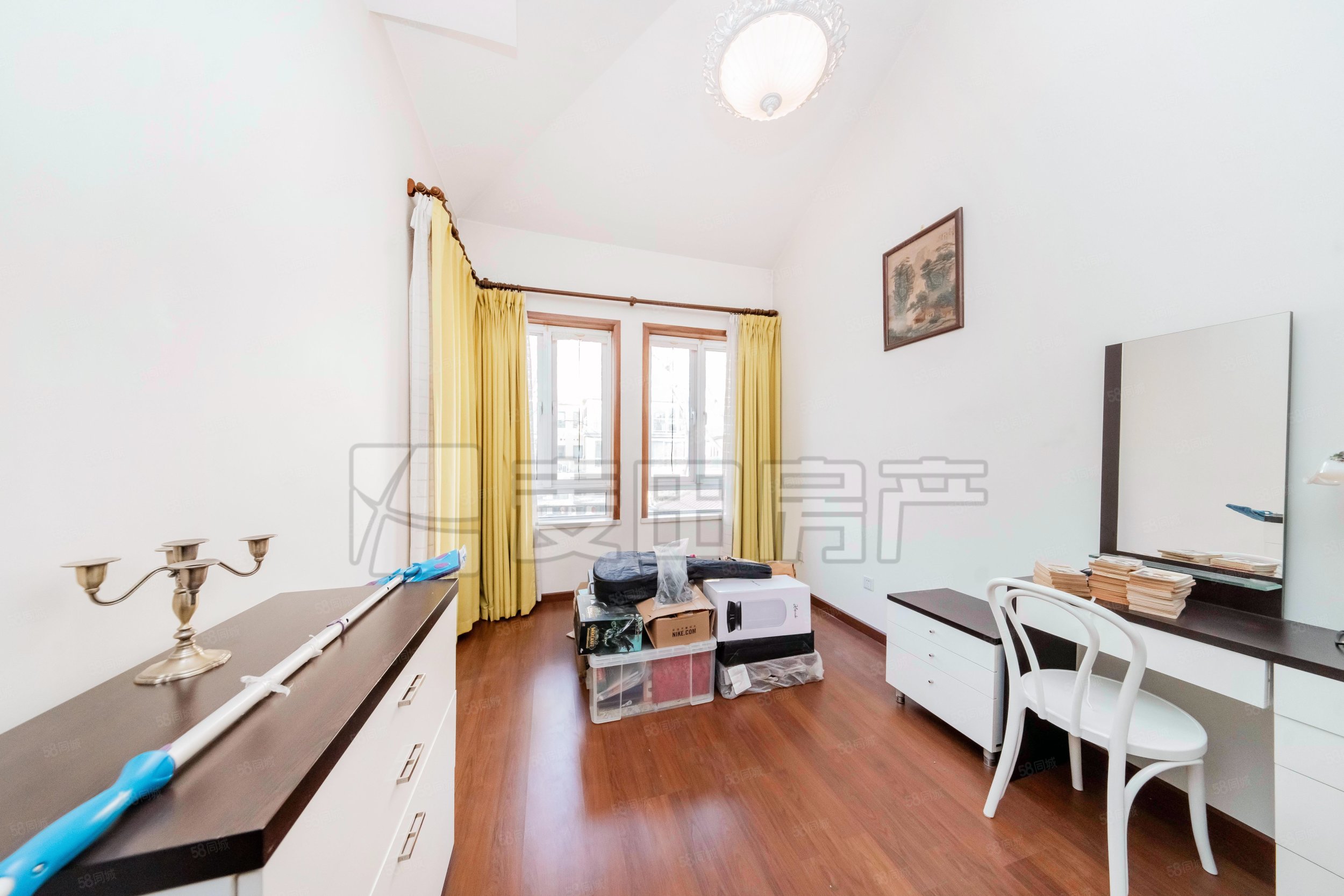 雪梨澳鄉(xiāng)(別墅)4室2廳3衛(wèi)185.04㎡南北1430萬