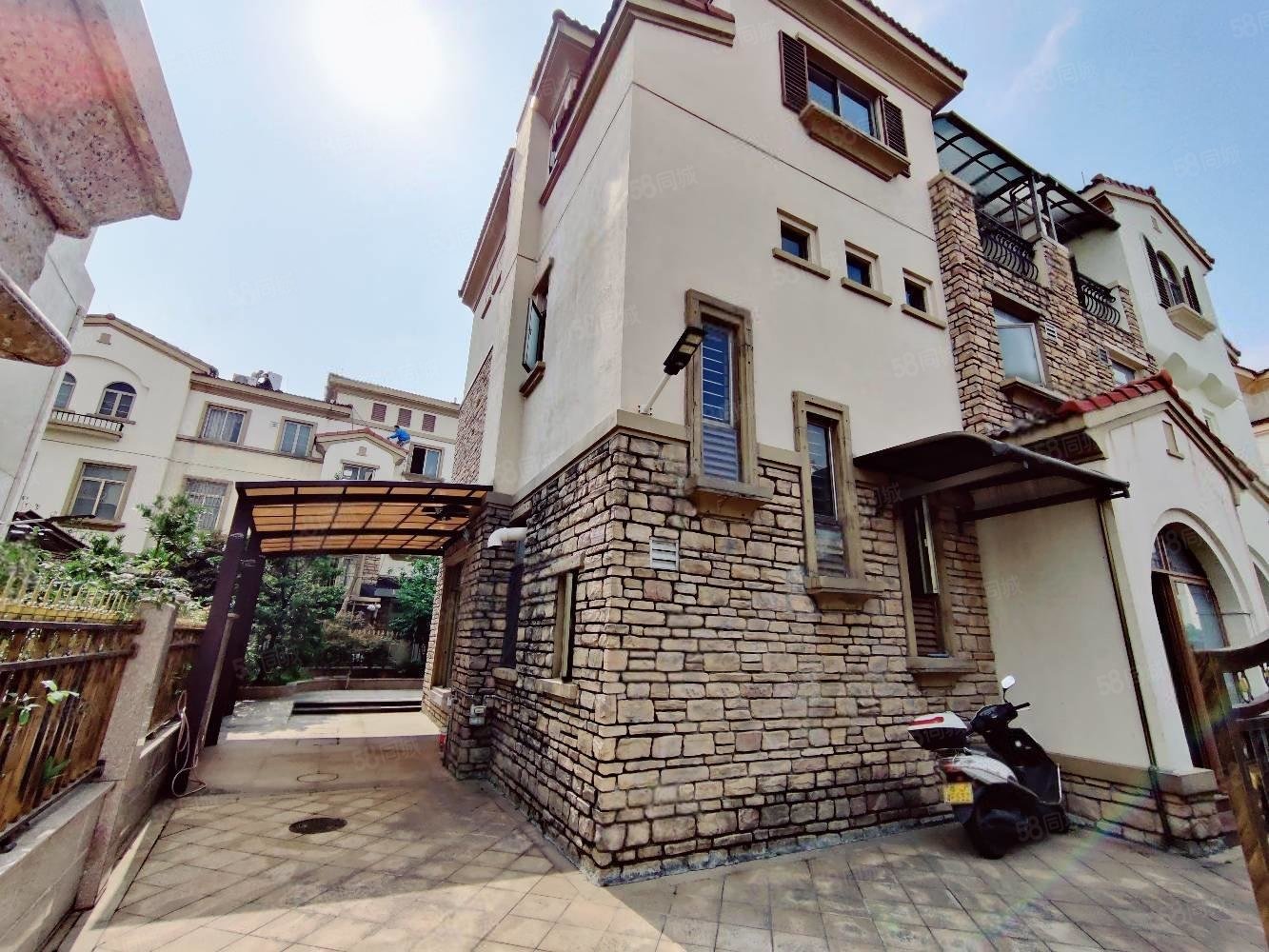 美的西江府(别墅)4室2厅5卫185㎡南北258万