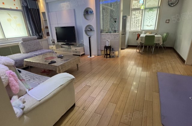 鸿业花园3室2厅125.9㎡55万二手房图片