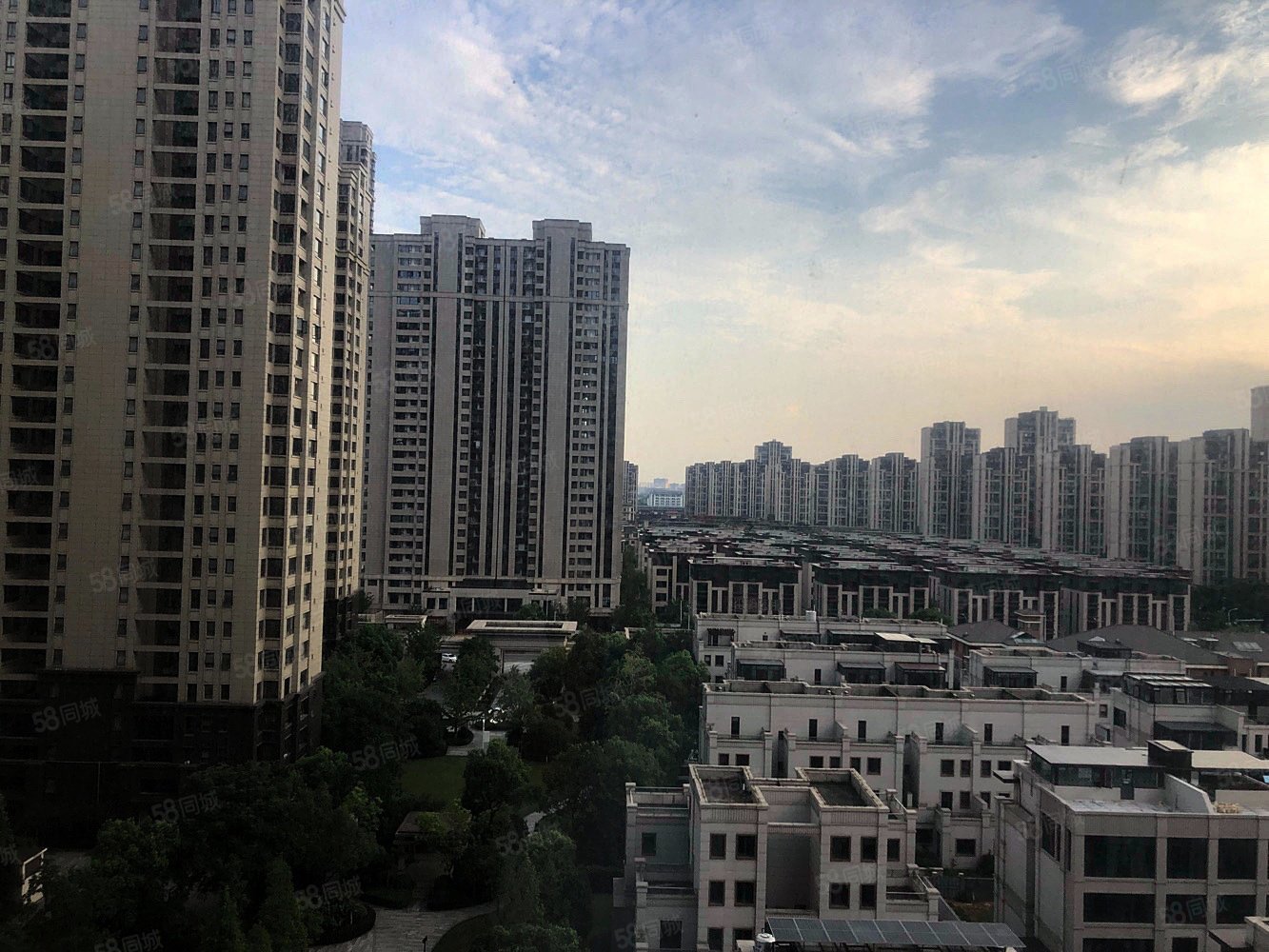 >南昌房产信息>南昌二手房>红谷滩二手房>九龙湖二手房>明园九龙湾>