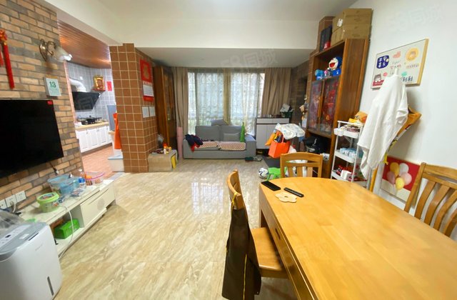 金辉天鹅湾3室2厅95.86㎡148万二手房图片