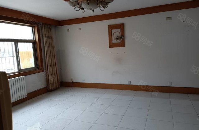 湖边房干休所采光好无遮挡户型好位置优越视野开阔性价比很高