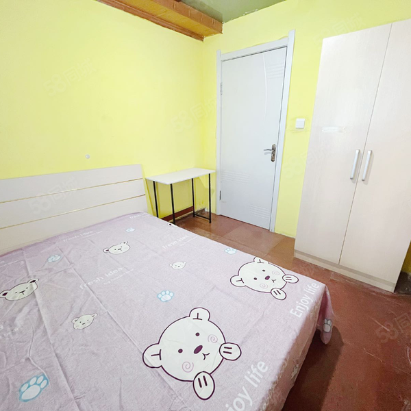 合租｜能短租 押一付一 拎包住入住 包网 无中介费 随时卡看房、