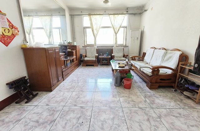 急售老文轩 外国语一中 单位家属院 好楼层 南北通透能按揭