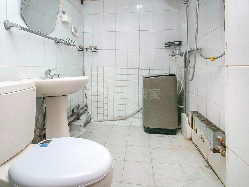 萬(wàn)科公園五號(hào)3室1廳2衛(wèi)122.05㎡東南717萬(wàn)