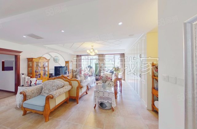 褐石园5室2厅213.68㎡2780万二手房图片