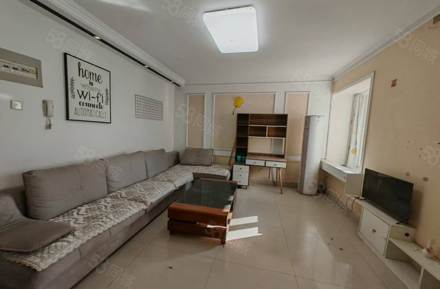 万达男 金鼎 金柱康城精装 汽车总站