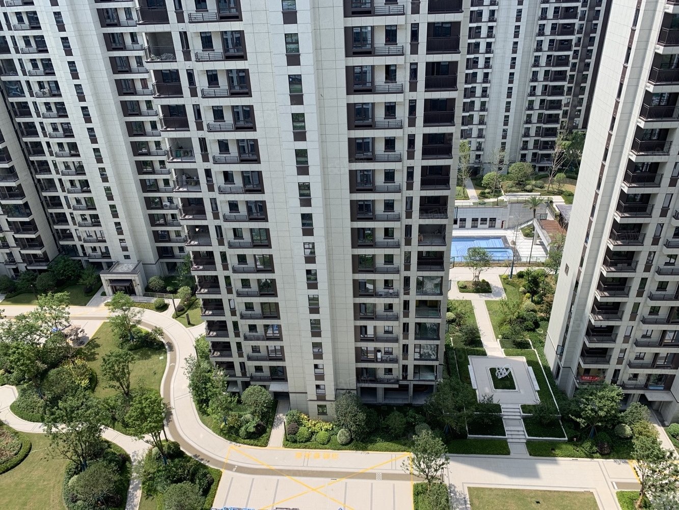 海尚望府4室2厅2卫118㎡南245万