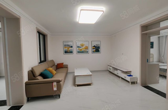 东昌中学一类一  聚源巷四海小区2楼边户 精装三室随时看房