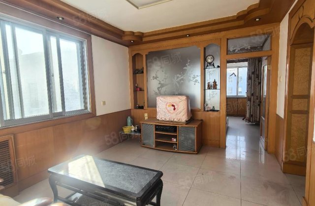 康泰怡府3室2厅80㎡13.5万二手房图片