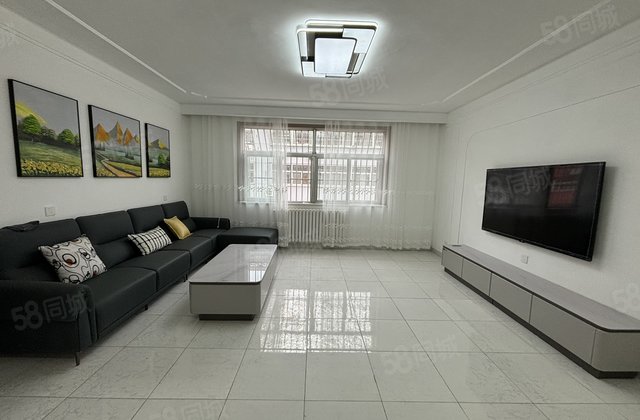 急卖套内145苹跑道式三阳台！靠近湖边！世博园怡情湾观澜一品