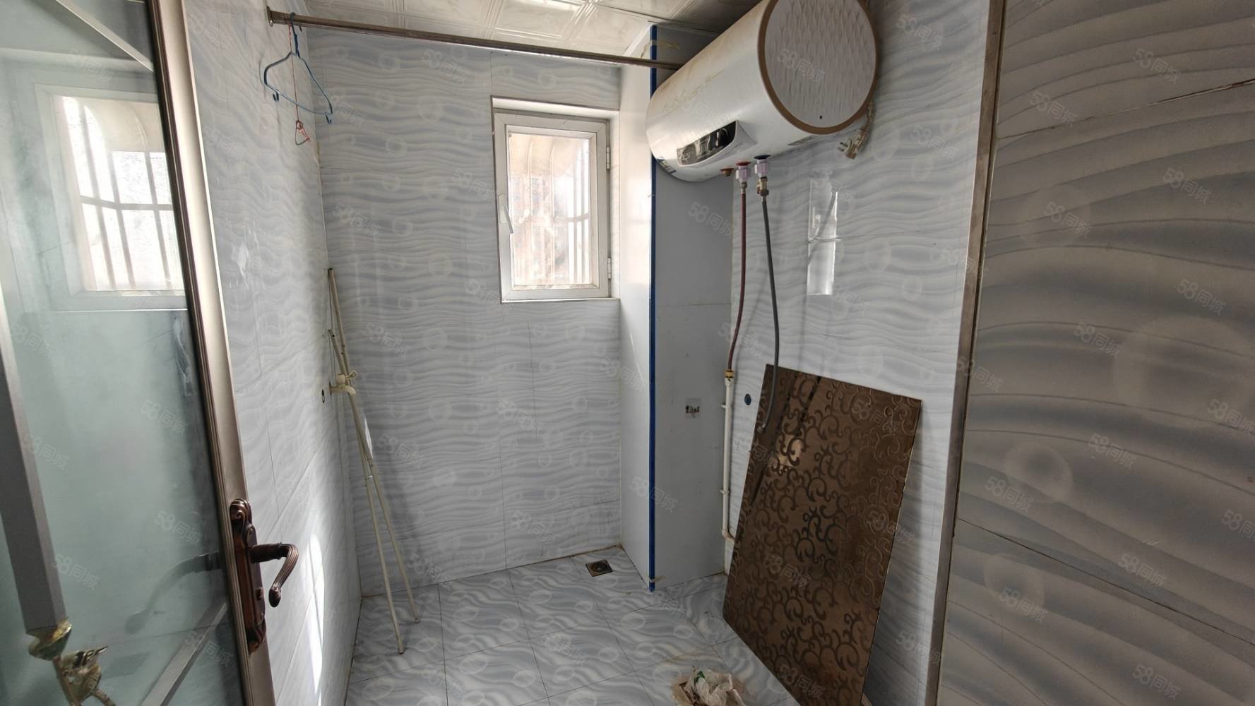 新苑名府3室2厅2卫132㎡南北49.8万